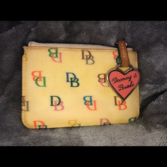Purse - Picture 2 of 4